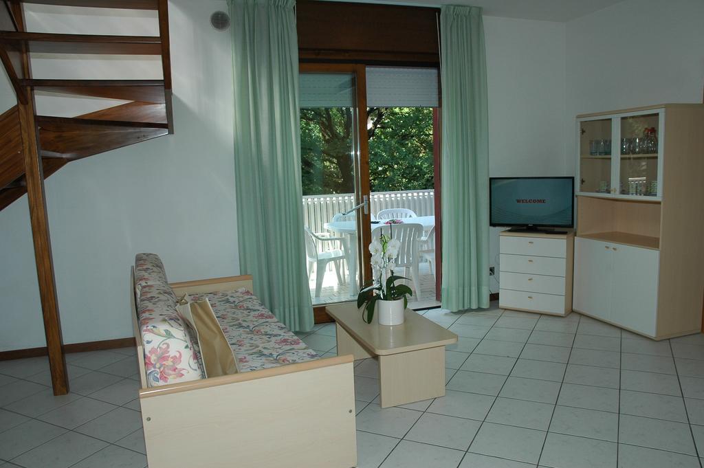 Appartamenti Vacanza Albatros Lignano Sabbiadoro Exterior photo