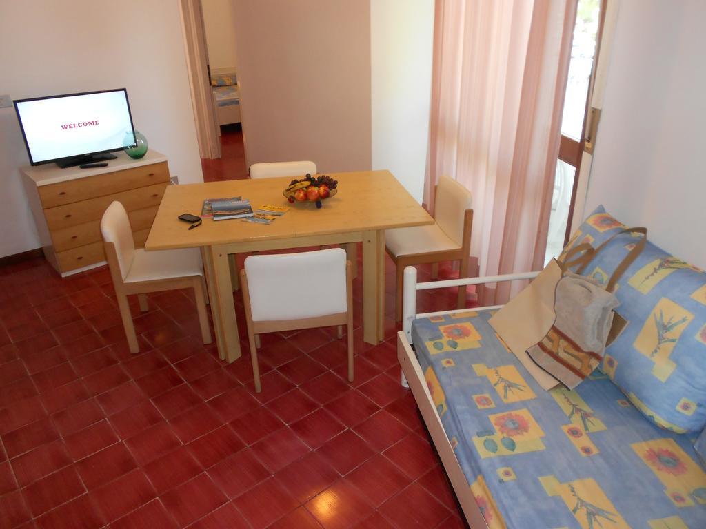 Appartamenti Vacanza Albatros Lignano Sabbiadoro Exterior photo